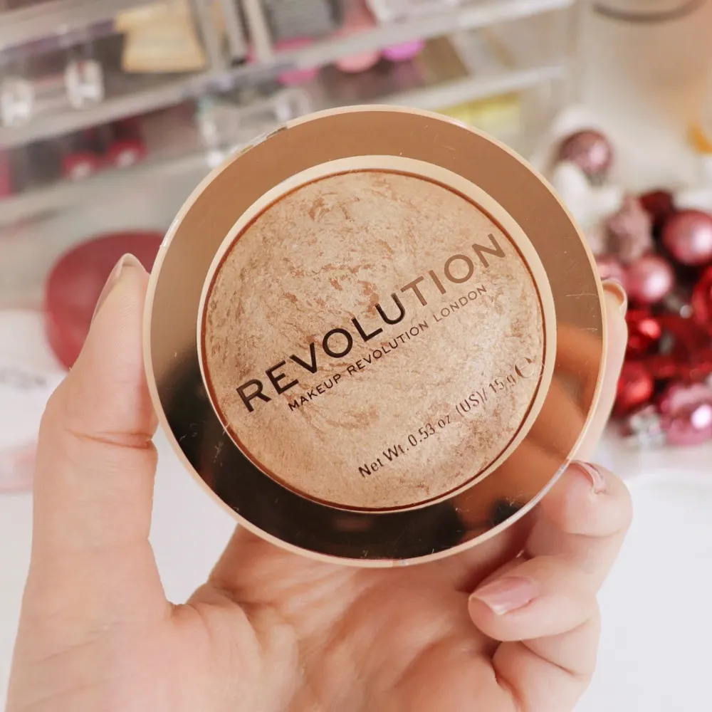Revolution Bronzer Reloaded Holiday Romance برونزر