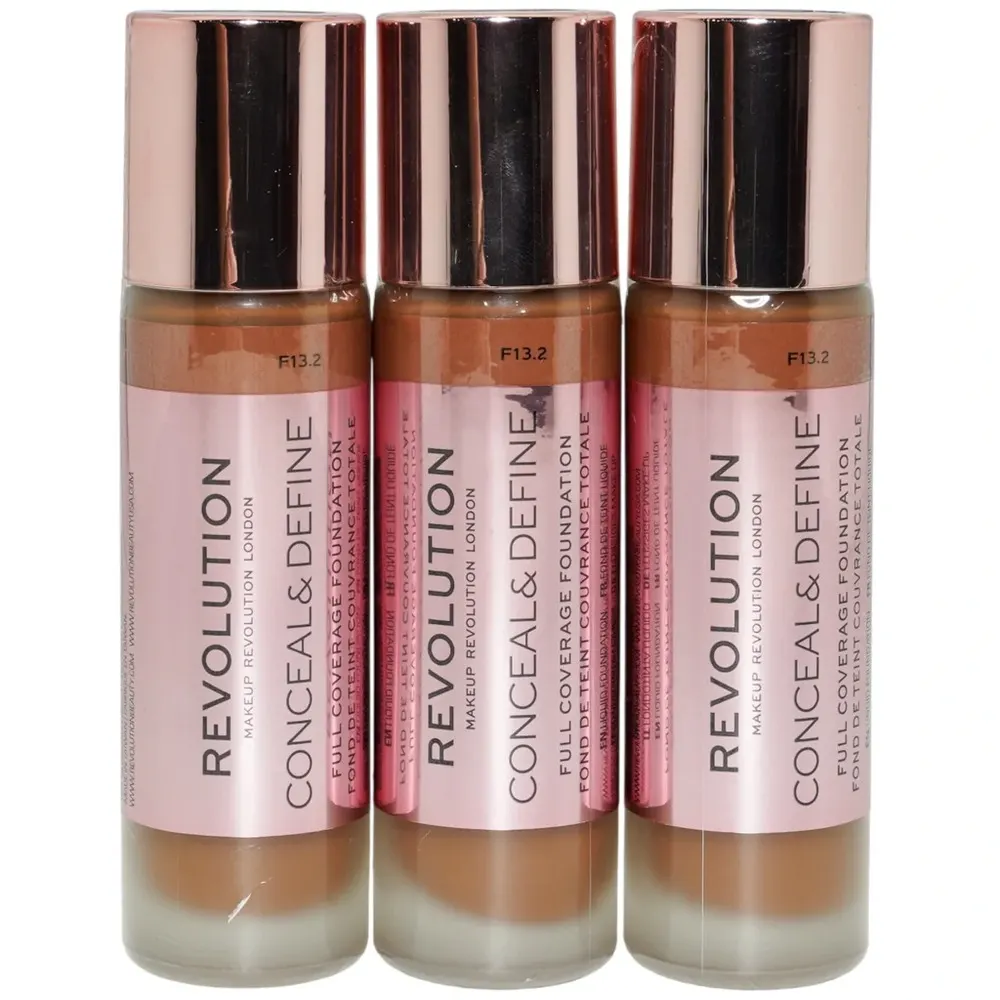 Revolution Conceal & Define Foundation F13 كريم أساس