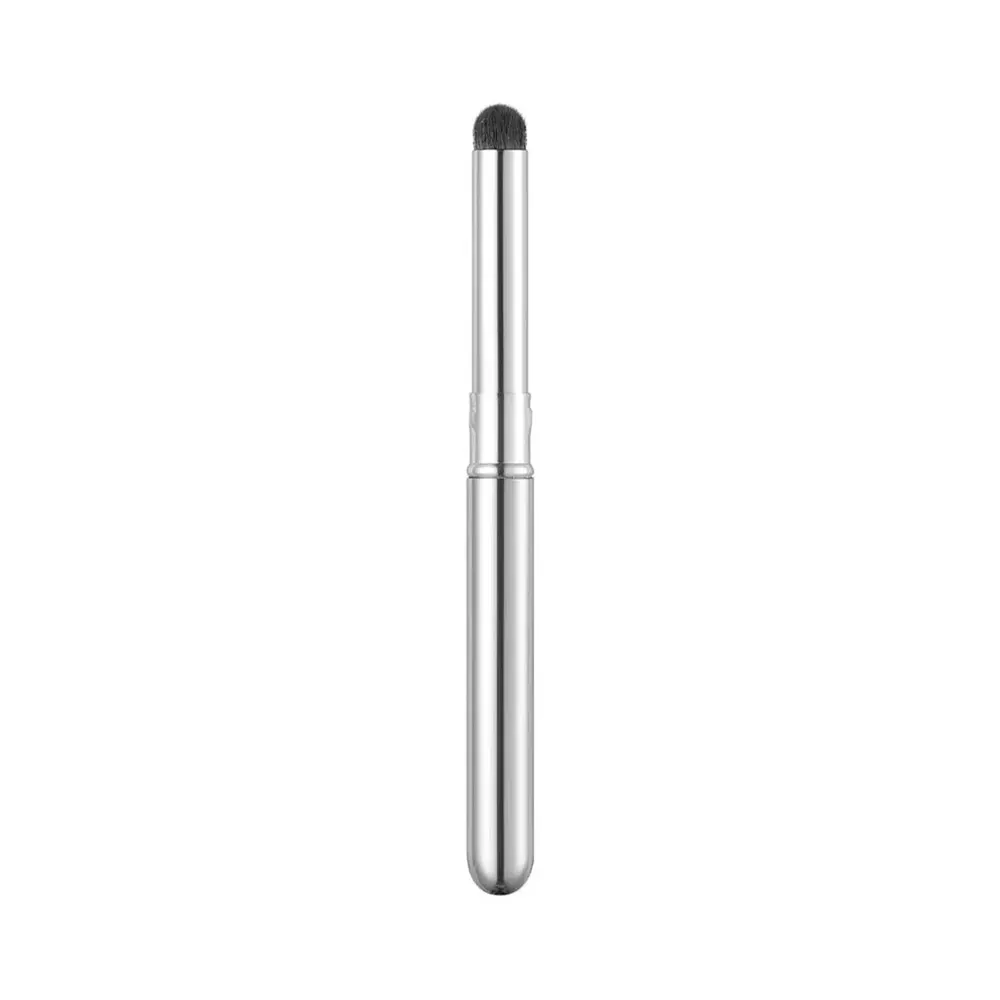 Studio17 Portable Lip Brush 223 Round 1u – Pinceau Lèvres Professionnel Rétractable pour Application Précise