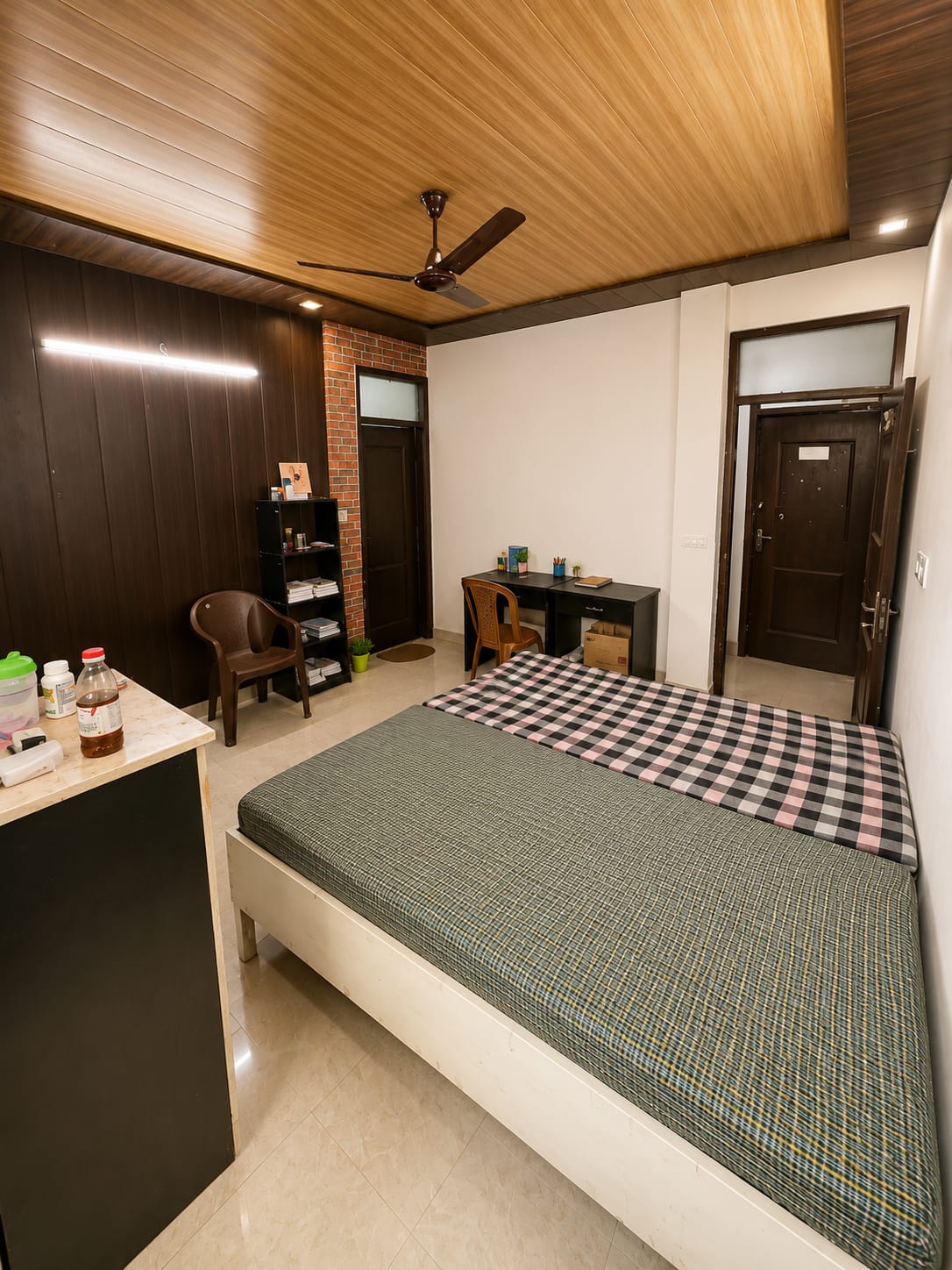 Room photo 2