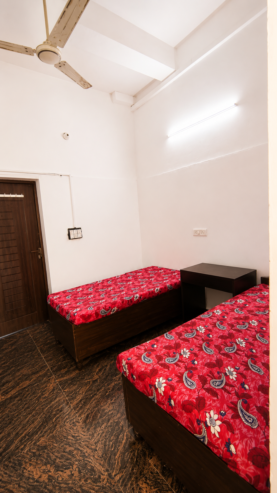 Room photo 2