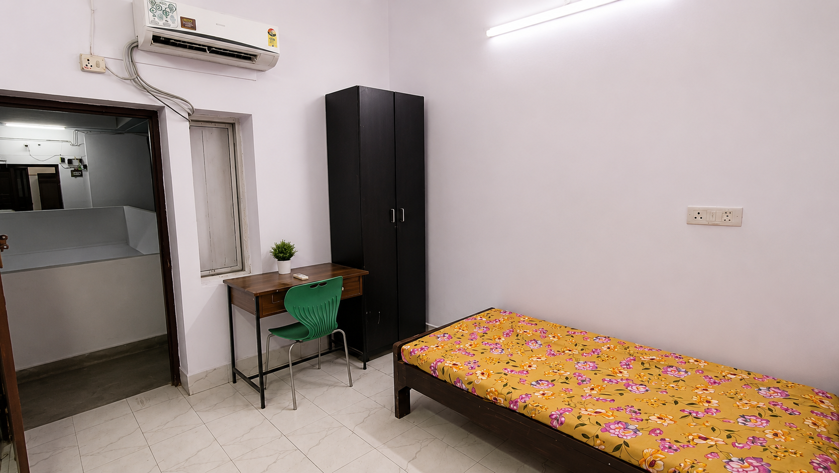 Room photo 8