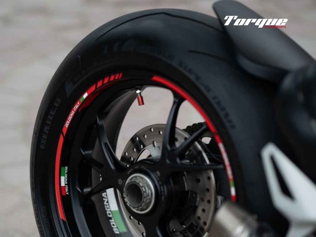 Ducati Panigale V4S photo 12