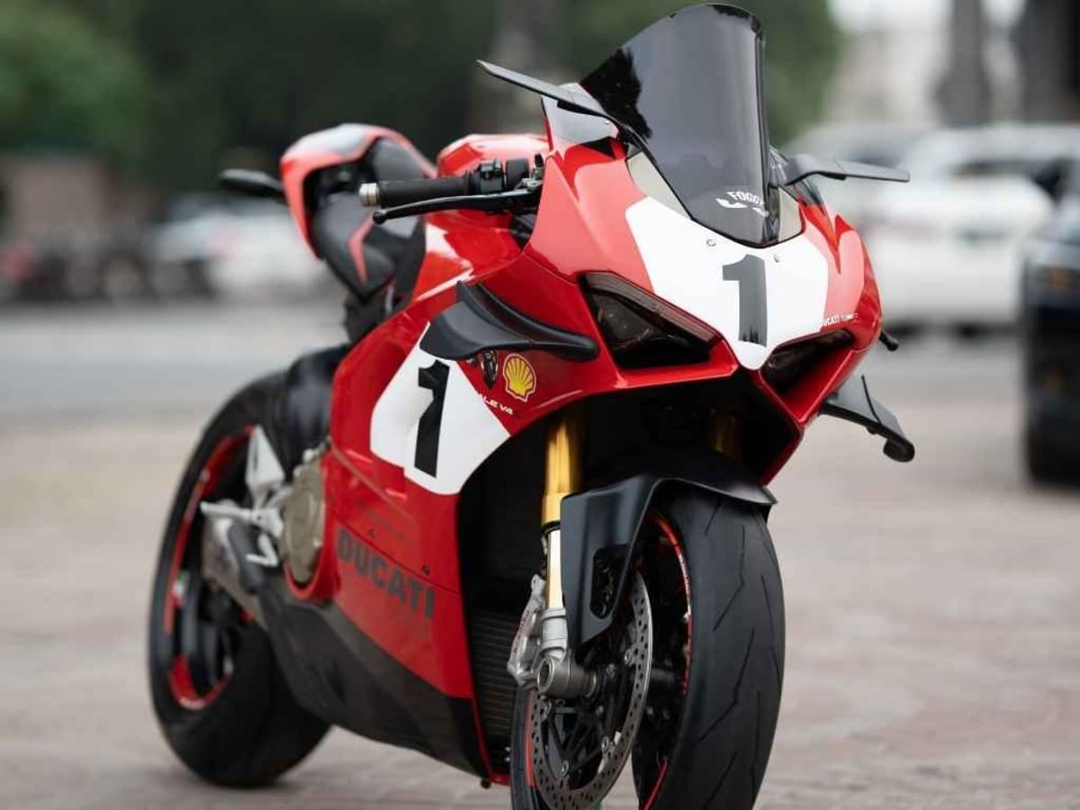 Ducati Panigale V4S photo 15