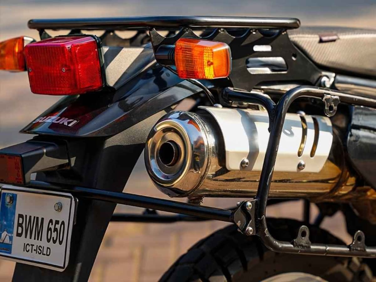 Suzuki DR650 photo 3