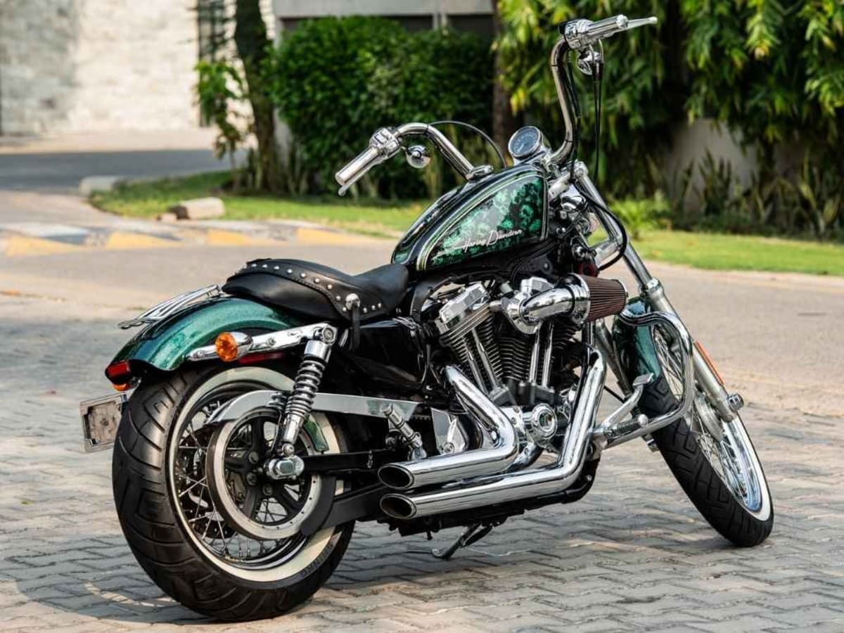 Harley Davidson Sportster 1200 72