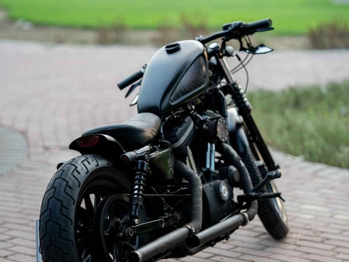 Harley Davidson Sportster 883 photo 4