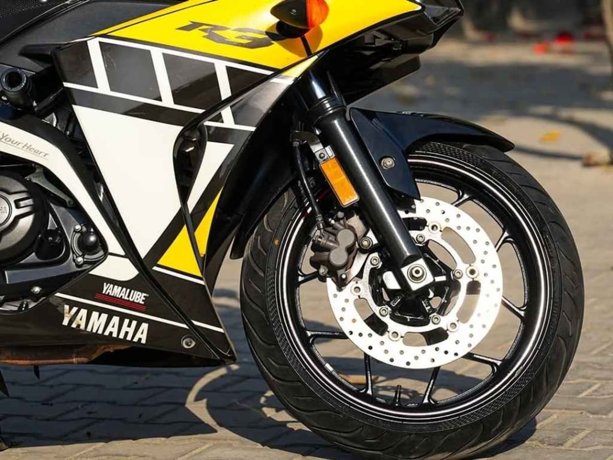 Yamaha YZF-R3 photo 2