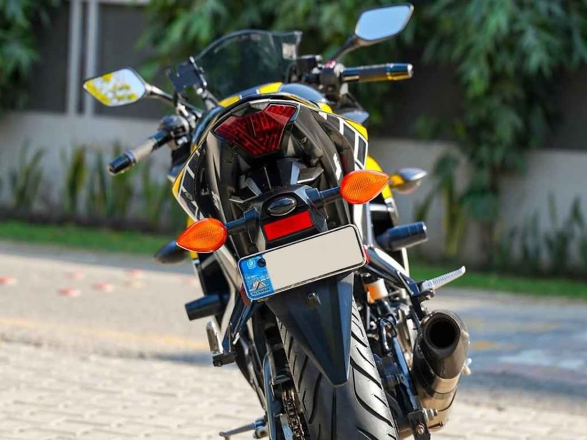 Yamaha YZF-R3 photo 4