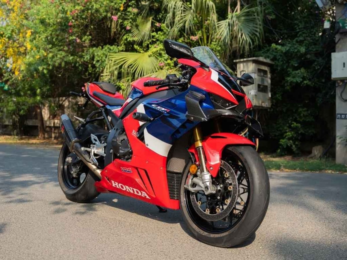 Honda CBR 1000 RR-R