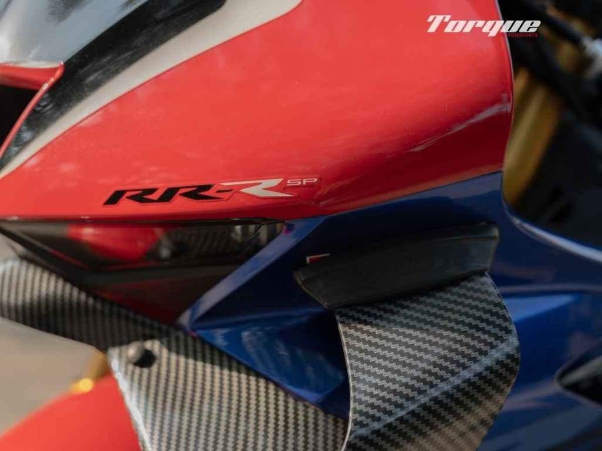 Honda CBR 1000 RR-R photo 3