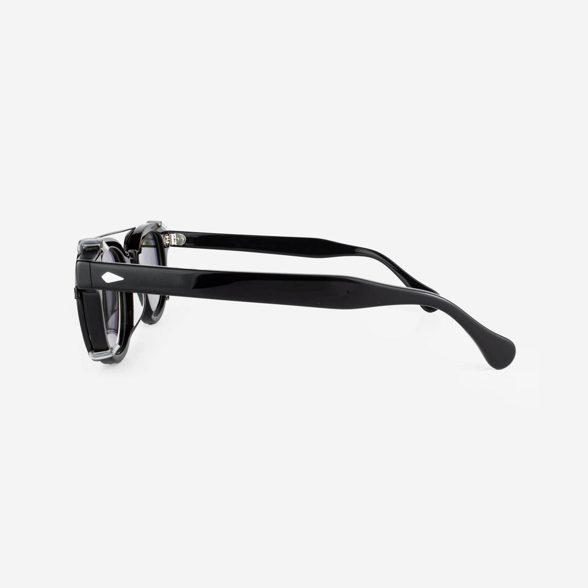 Ares Black/Clip on Black 2