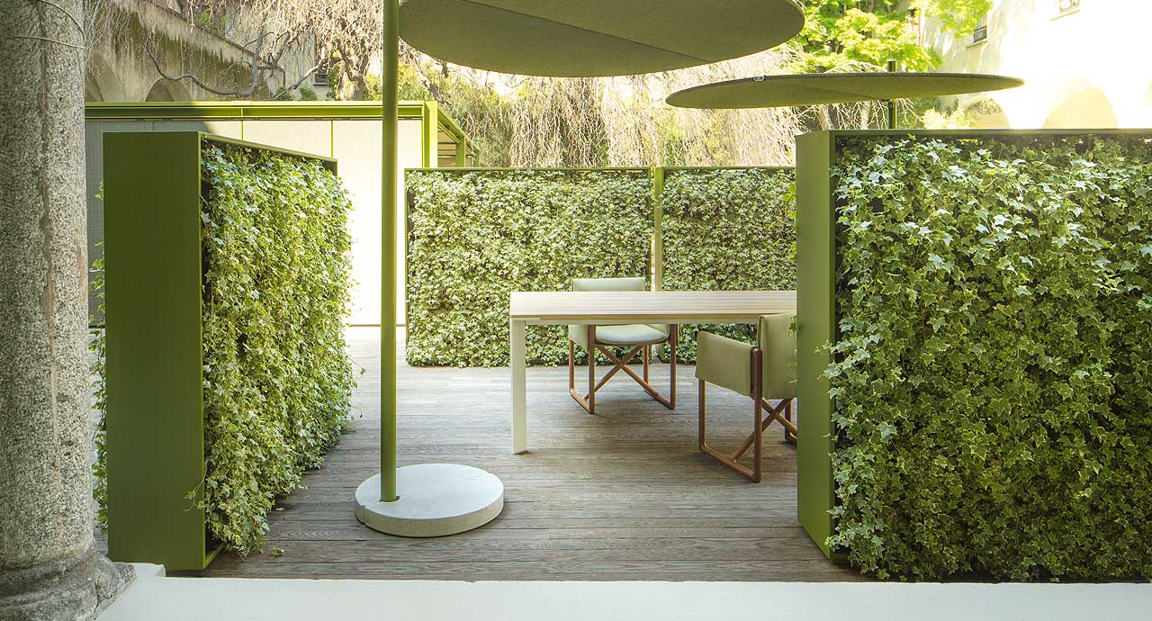 Vertical garden ‘Greenery’ by Paola Lenti