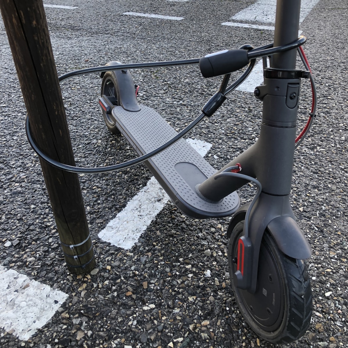 Antivol en U avec câble pour vélo et trottinette Urban Moov