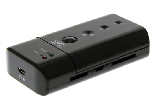 UNIVERSAL BATTERY CHARGER+USB