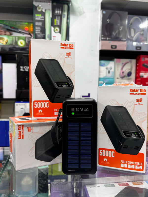 Power Bank Solar 50.000mAh con Cables