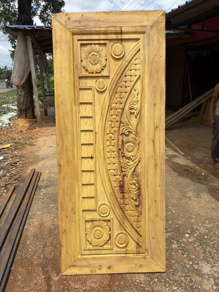 Crescent Floral Door