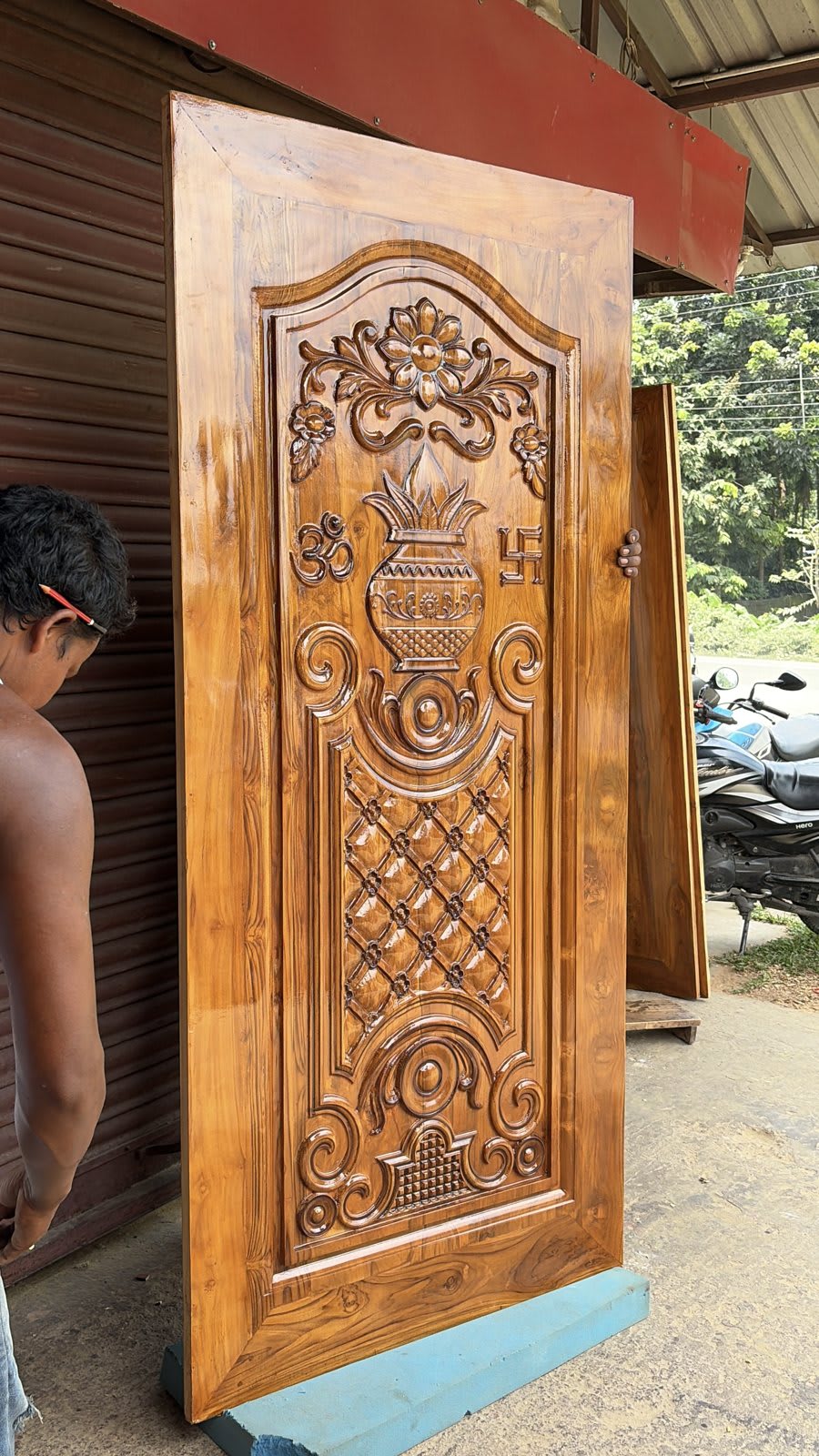 Kalash Lattice Door