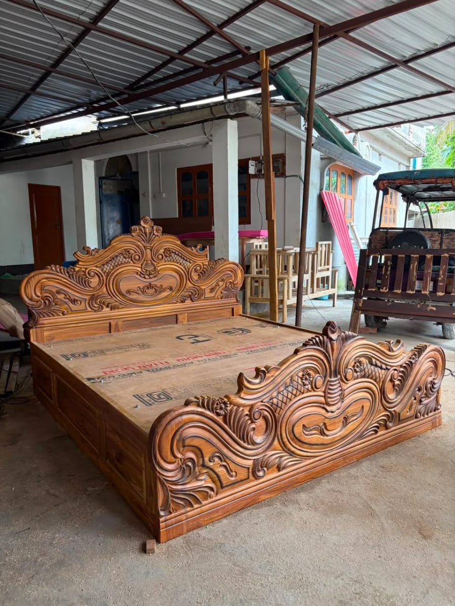 Royal Teak wooden box Bed