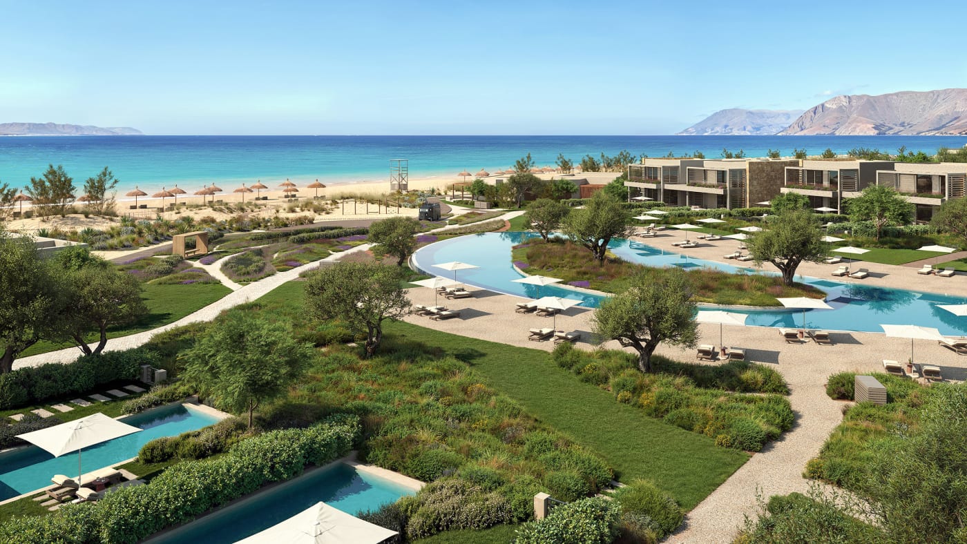 L'Ikos Kissamos en Crète, ses piscines entre oliviers et sa plage de sable face à la mer
