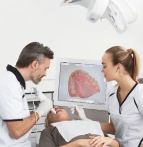 Dentist-2-291x300