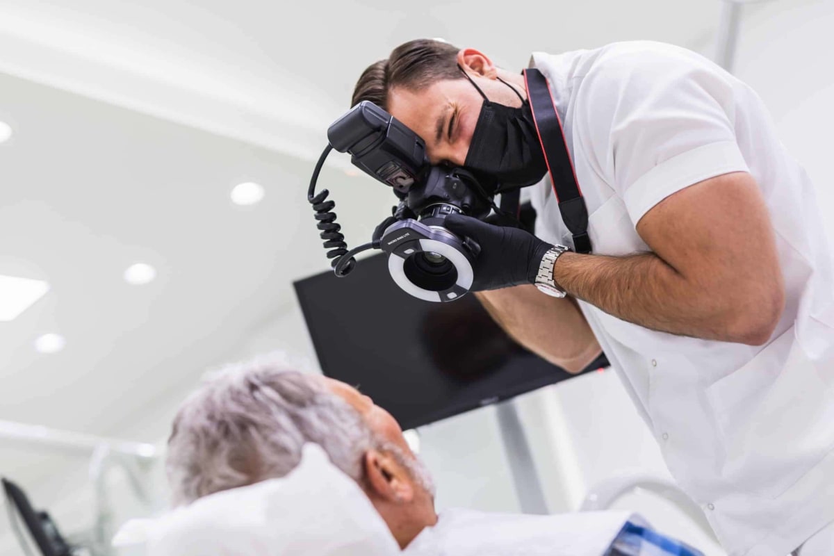 intraoral-camera