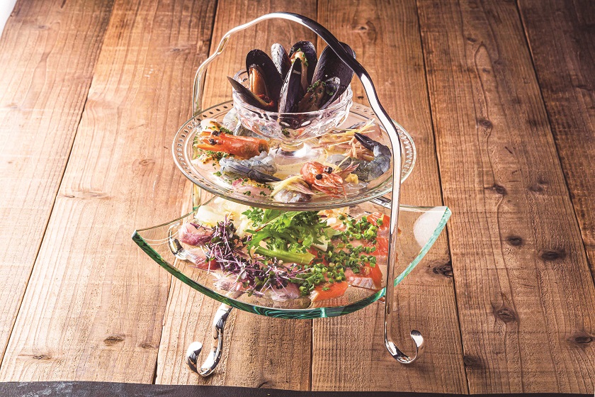 フレンチーナ日替わり魚介のカルパッチョ