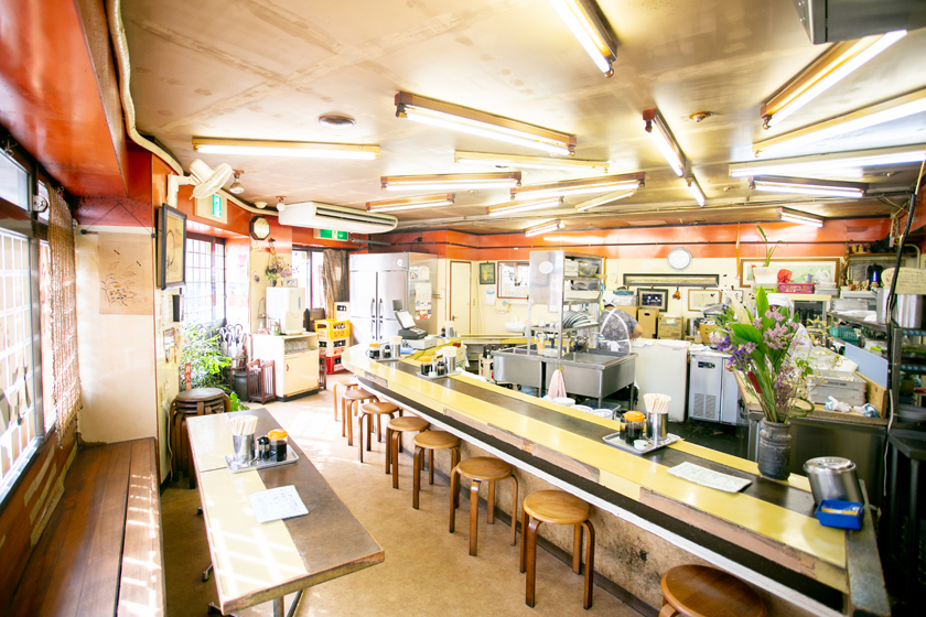 本店鉄なべ 内観