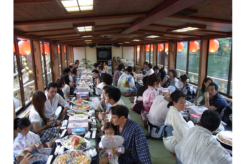 屋形船