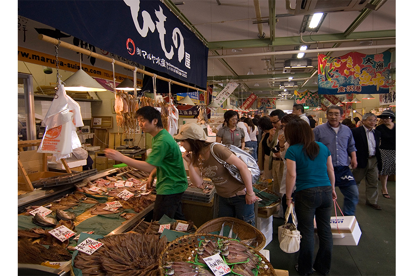 金沢港いきいき魚市