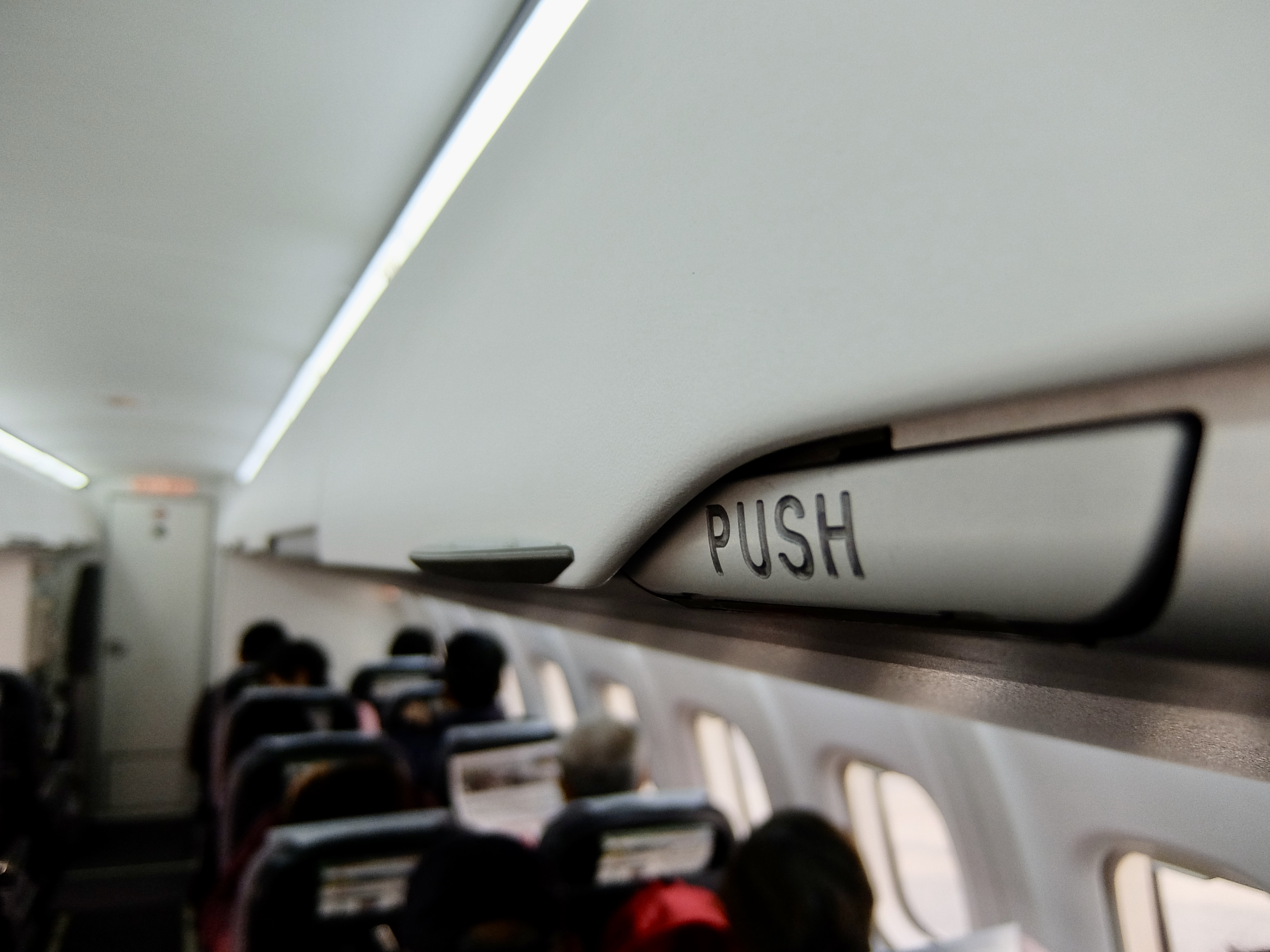 Taiwan_UNIAIR""