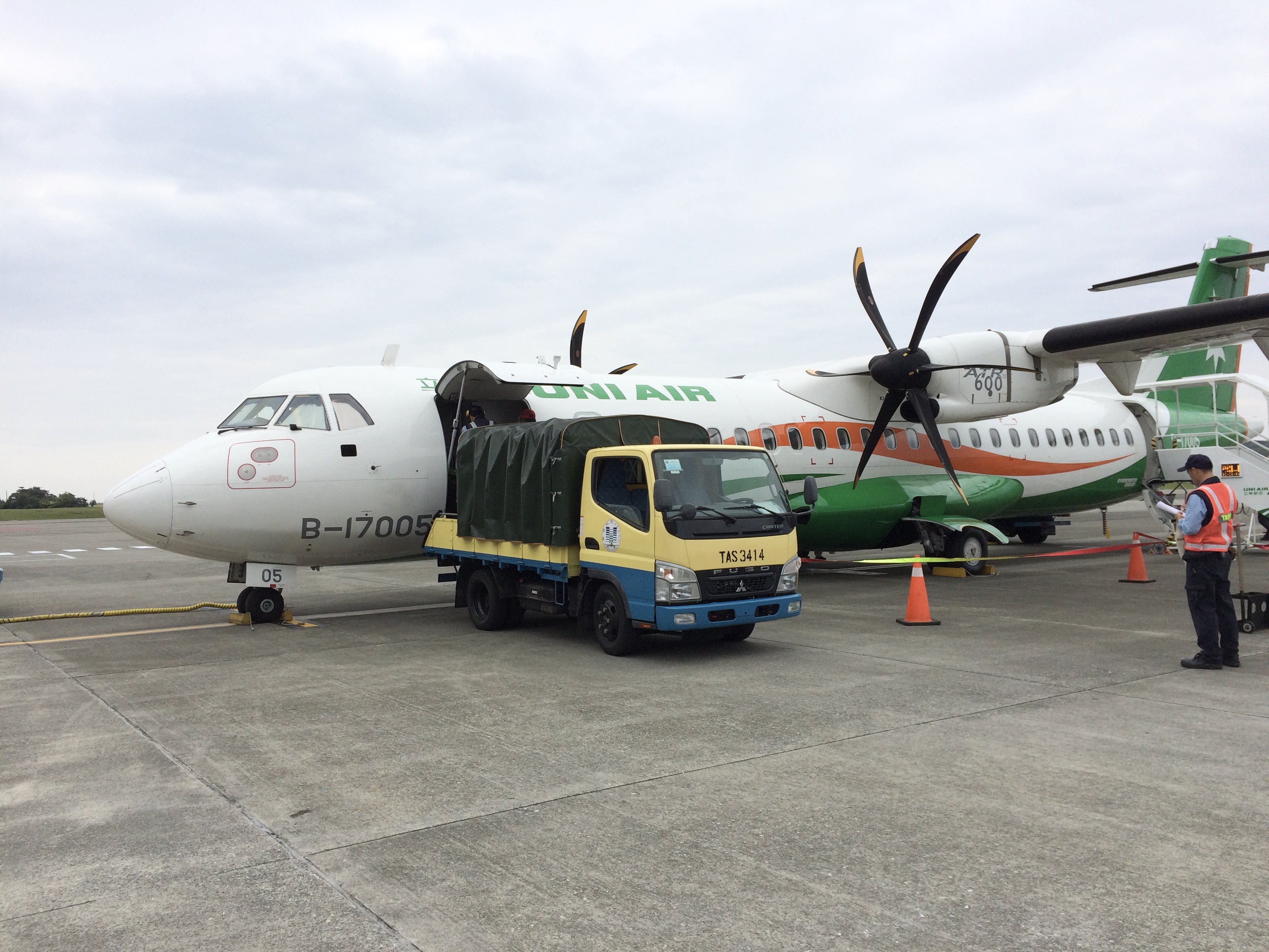 Taiwan_UNIAIR""