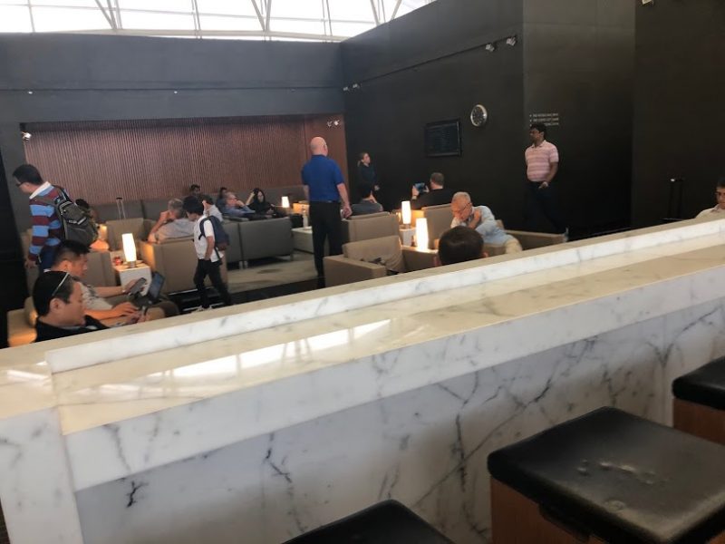 HongKongInternationalAirport_CathayPacificAirlines_lounge_Wing-640x480""