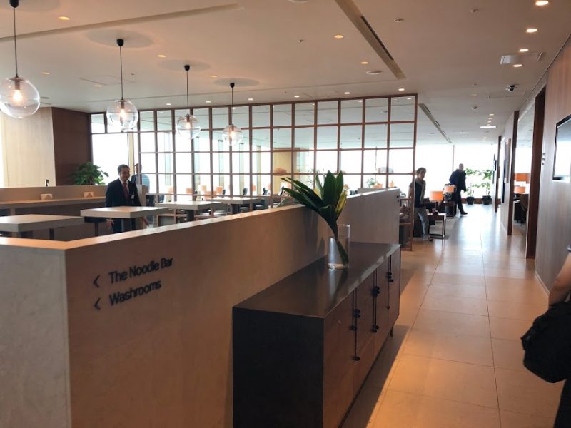 TokyoInternationalAirport_Haneda_CathayPacificAirlines_lounge-640x480""