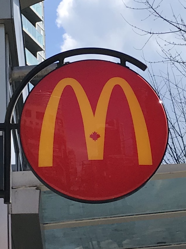 canada_macdonald_logo_007""