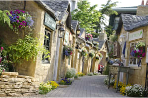 【温泉地・湯布院】観光スポット22選「絶対に外せない！」食べ歩きグルメ・日帰り温泉・モデルプラン