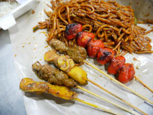 ブルネイの美味しいフードに出会える!ナイトマーケット&朝市情報