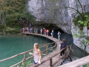 プリトヴィツェ湖群国立公園のトレッキングツアーはBかFコースがおすすめ!
