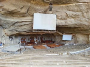 カイロの丘の上に隠された洞窟教会St.Simon Monastery