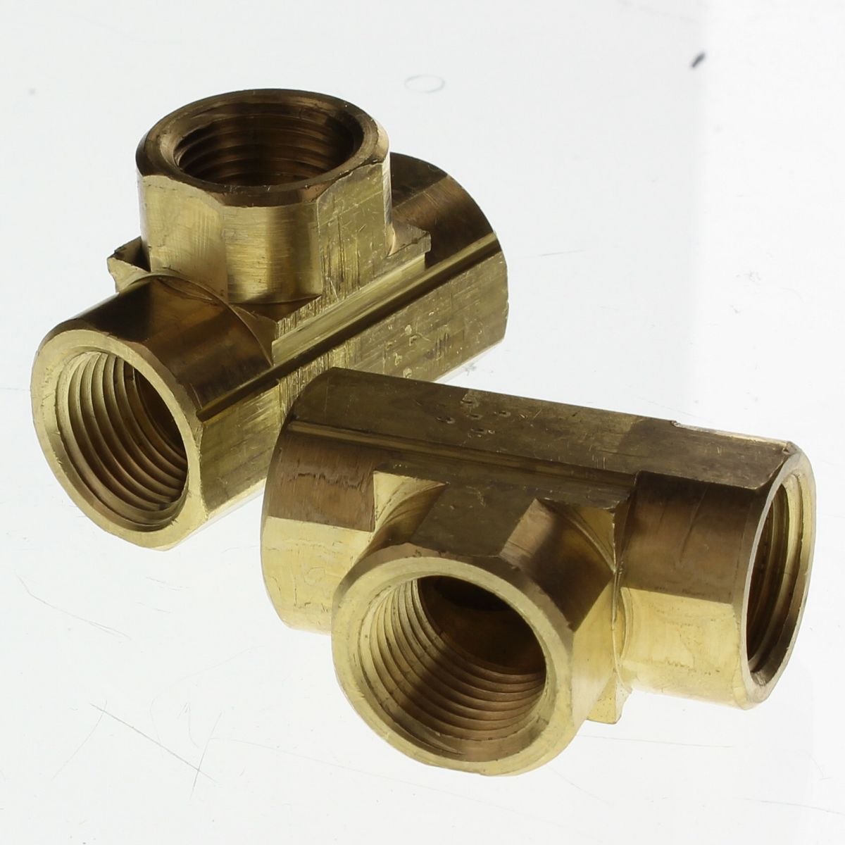 3/8" Brass Pipe Fitting — Tee (Female Pipe)
