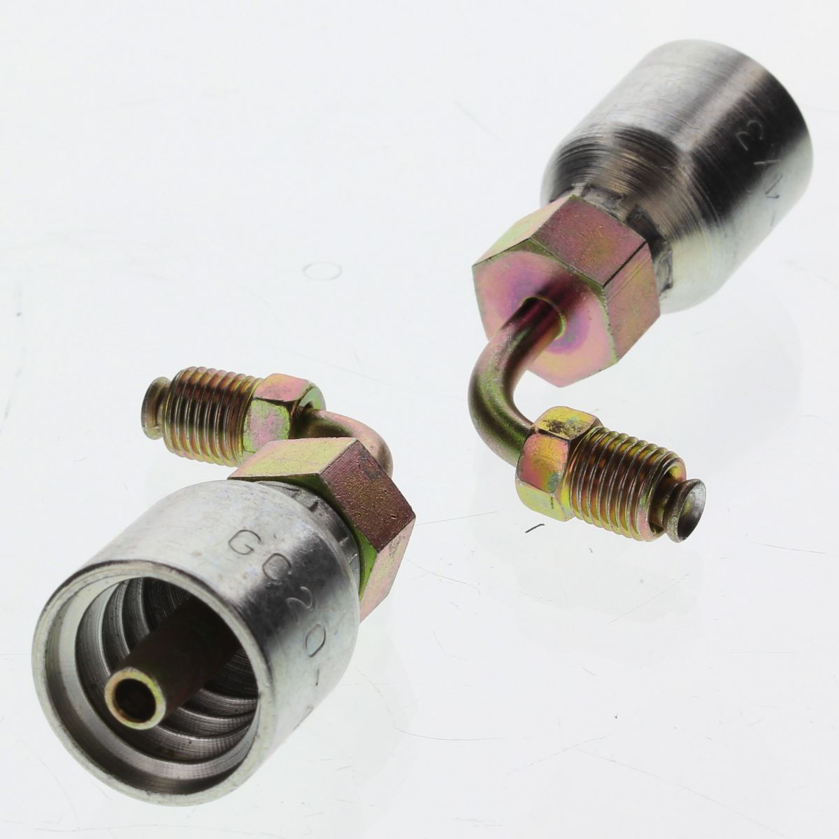 1/4" x 3/8"-24 90º Bend Inverted Flare GC Series