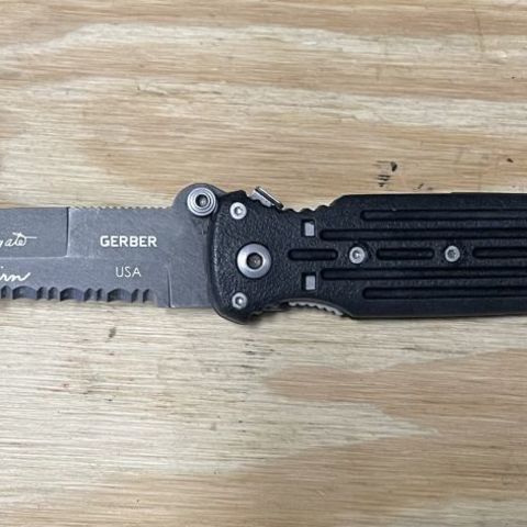 Gerber Covert Folder Knife 