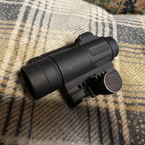 Aimpoint CompM4