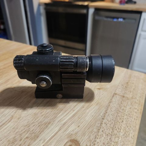 Aimpoint Comp M2