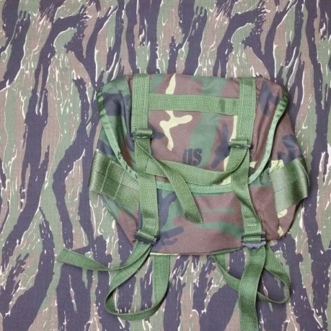 Reproduction M81 buttpack