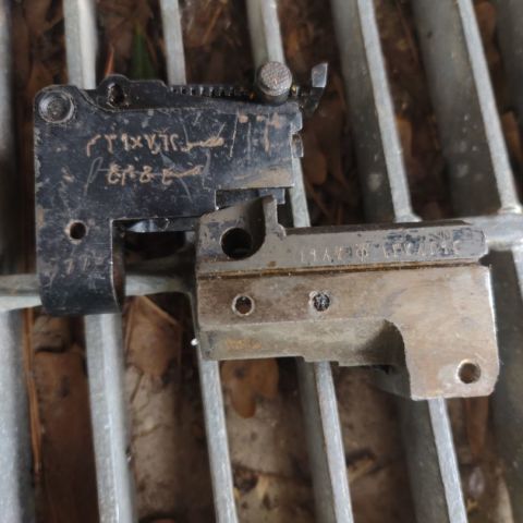 Egyptian Maadi Arabic marked AKM front trunnion and rear sight base.