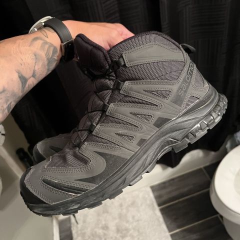 Salomon Forces Sua Sponte MII 