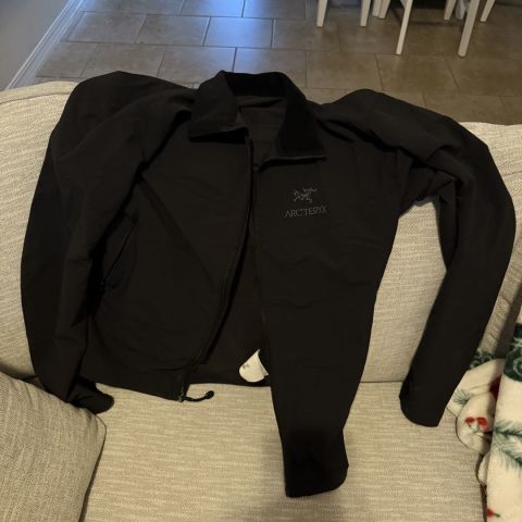 Arcteryx Atom LT