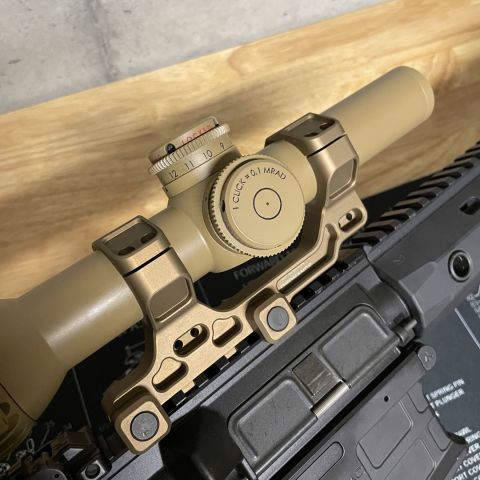 Badger C1 1.7” 30mm mount in fde. It is in like new condition. Text 775-843-2075