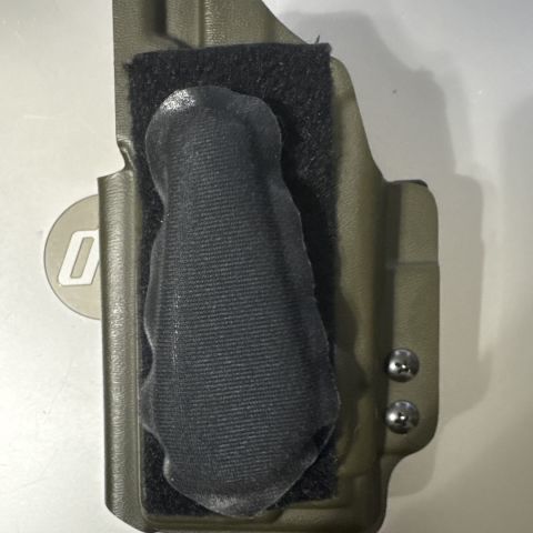 Glock 19 w/ TLR7a holster 